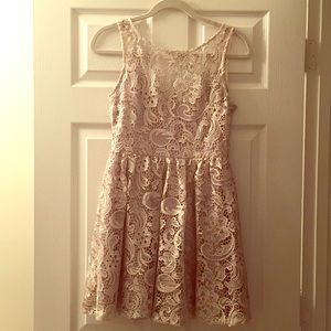 Cocktail dress with deep-v in the back